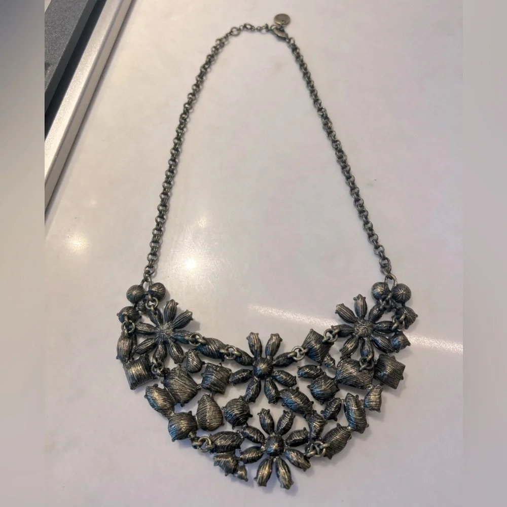 Cluster Rhinestone Necklace - Picture 3 of 4